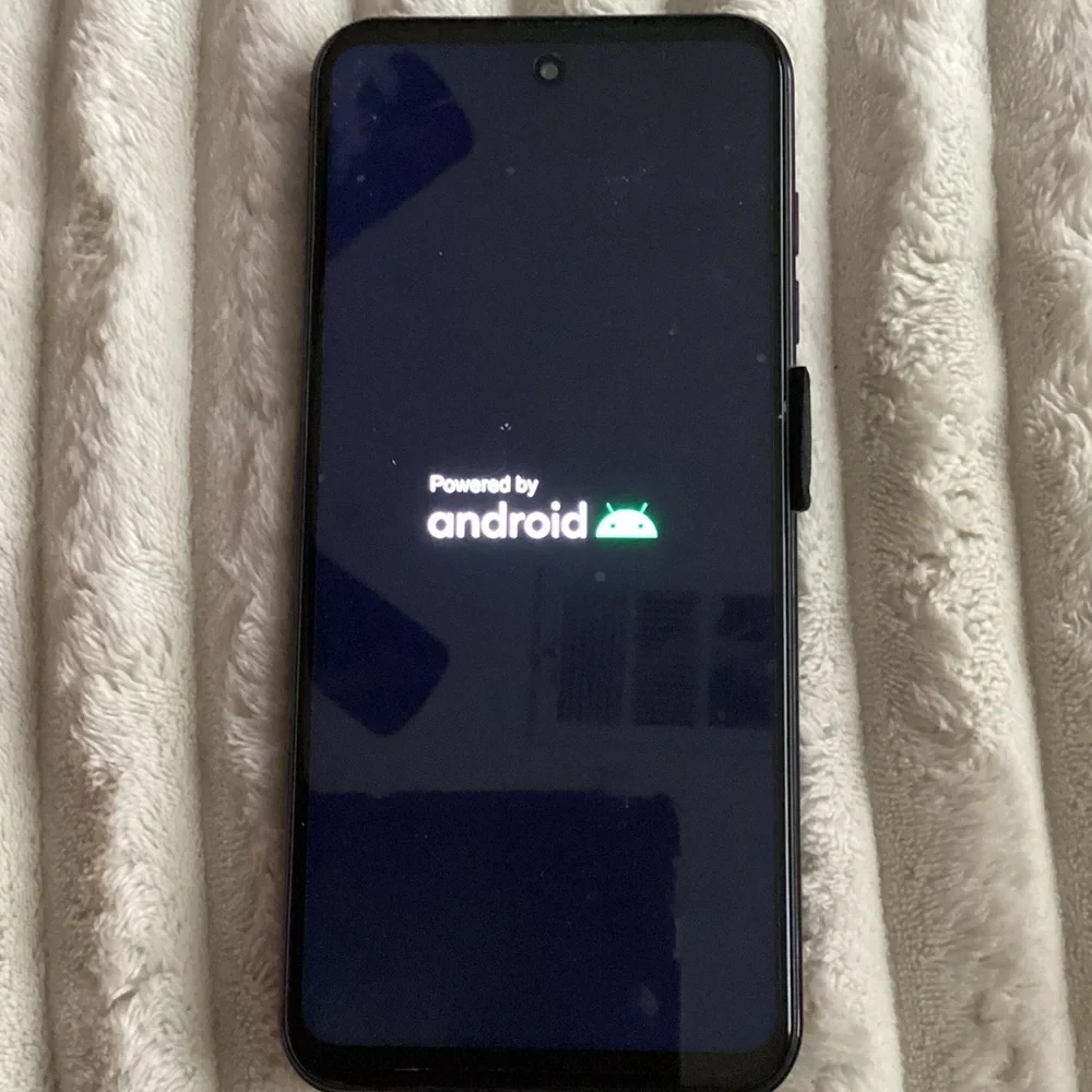 Black Android Smartphone with Advanced Features
